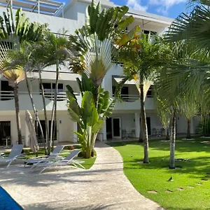 New Garden Otel